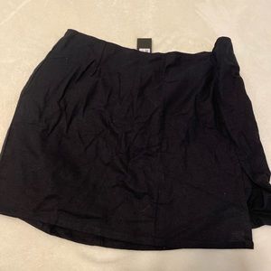 MOTEL Black Mini Skirt